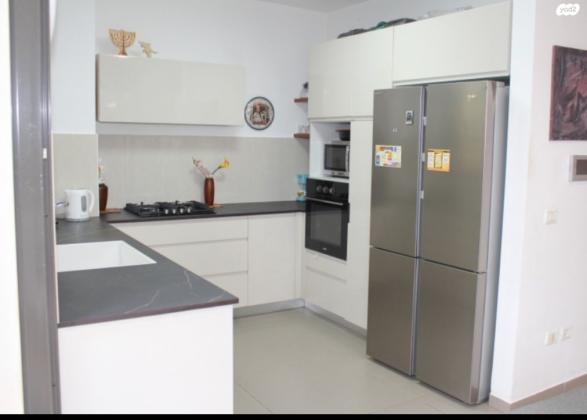 עוזיאל 93 (מתחם נגבה)