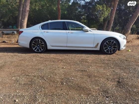 ב.מ.וו סדרה 7 750I Pure Excellence אוט' 4.4 (449 כ"ס) בנזין 2016 למכירה בהוד השרון