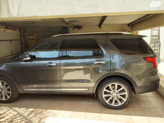פורד אקספלורר Limited Luxury אוט' 7 מק' 3.5 (290 כ''ס) בנזין 2017 למכירה ברמת גן