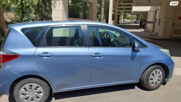 טויוטה ספייס ורסו GLI אוט' 1.3 (99 כ"ס) בנזין 2011 למכירה במודיעין מכבים רעות