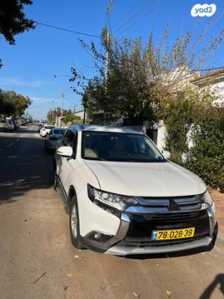 מיצובישי אאוטלנדר Intense אוט' 5 מק' 2.0 (150 כ"ס) בנזין 2016 למכירה בהוד השרון