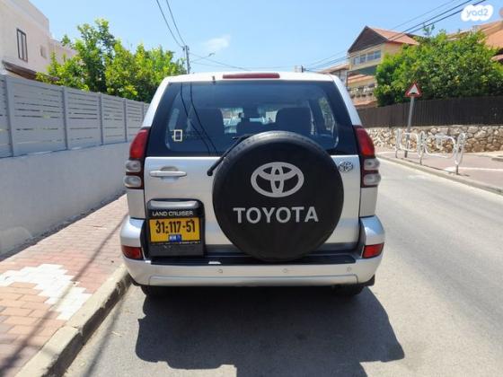 טויוטה לנד קרוזר קצר 4X4 STD אוט' דיזל 3.0 (173 כ''ס) דיזל 2004 למכירה בנהריה
