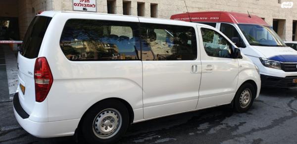 יונדאי H1 I800 מיניבוס אוט' דיזל 8 מק' 2.5 (170 כ''ס) דיזל 2013 למכירה בירושלים