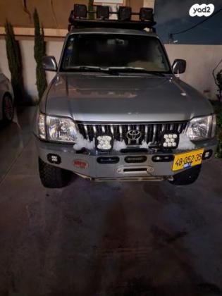 טויוטה לנד קרוזר פרדו ארוך 4X4 STD אוט' דיזל 8 מק' 3.0 (163 כ''ס) דיזל 2002 למכירה בנצרת
