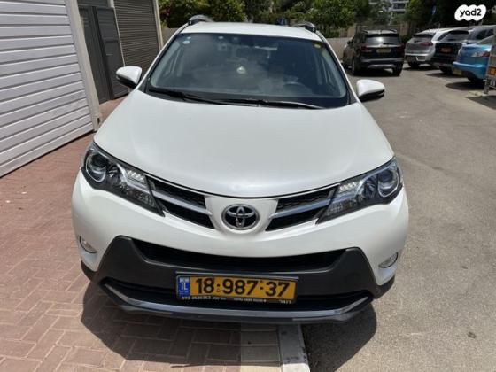 טויוטה RAV4 ארוך 4X4 Premium אוט' 2.0 (151 כ''ס) בנזין 2016 למכירה בכפר סבא