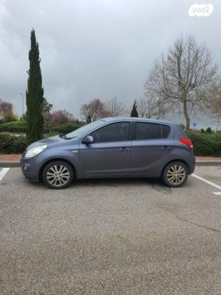 יונדאי i20 Supreme ידני 1.6 (126 כ''ס) בנזין 2011 למכירה בירכא