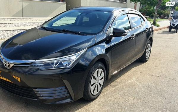 טויוטה קורולה Sun אוט' 1.6 (132 כ"ס) בנזין 2018 למכירה בפתח תקווה