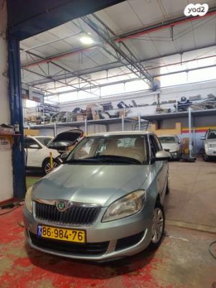 סקודה פאביה Ambiente ידני 1.4 (86 כ''ס) בנזין 2012 למכירה בתל אביב יפו