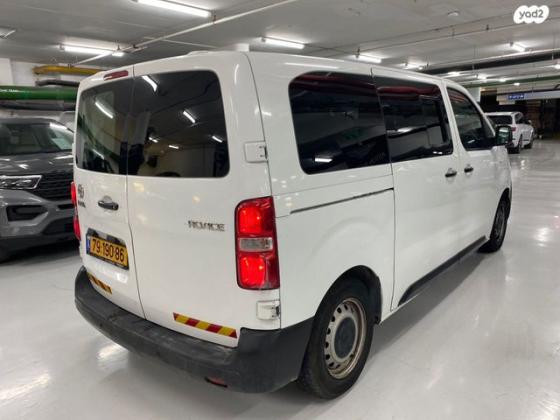 טויוטה פרואייס Medium אוט' דיזל 3 מק' 4 דל' 2.0 (177 כ"ס) דיזל 2017 למכירה בהרצליה