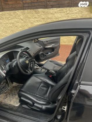 הונדה סיוויק האצ'בק החדשה Luxury אוט' 1.8 (140 כ''ס) בנזין 2009 למכירה בגן יבנה