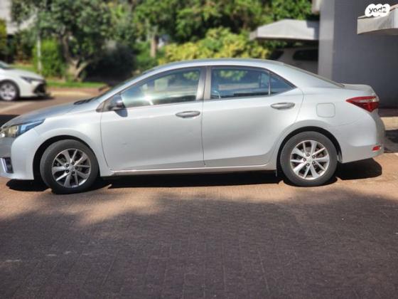 טויוטה קורולה GLI-FL אוט' 1.6 (132 כ''ס) [2013-2016] בנזין 2013 למכירה בגבעתיים