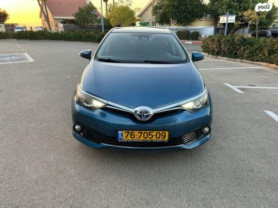 טויוטה אוריס הייבריד Sky TSS הייבריד אוט' 1.8 (99 כ"ס) בנזין 2017 למכירה בניל"י