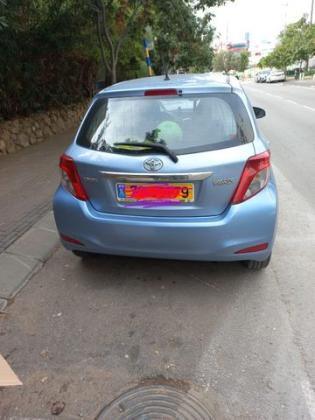טויוטה יאריס Style אוט' 1.3 (99 כ"ס) בנזין 2012 למכירה בגבעת שמואל