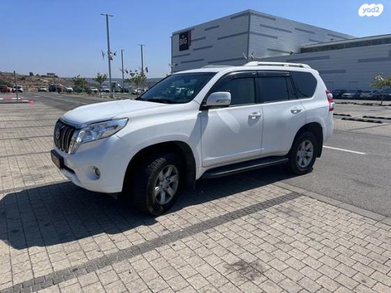 טויוטה לנד קרוזר ארוך 4X4 Luxury אוט' דיזל 7 מק' 3.0 (190 כ''ס) דיזל 2014 למכירה בירכא