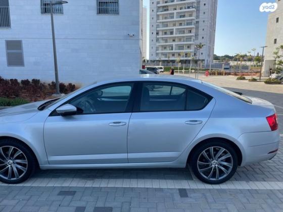 סקודה אוקטביה Ambition אוט' 1.0 (115 כ"ס) בנזין 2018 למכירה בראשון לציון