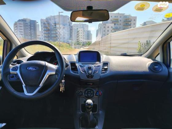 פורד פיאסטה Ambiente ידני 1.2 (82 כ''ס) בנזין 2014 למכירה בכפר יונה