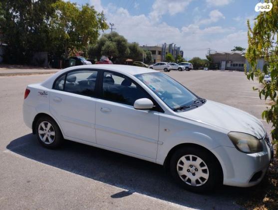 קיה ריו EX סדאן אוט' 1.4 (97 כ''ס) בנזין 2012 למכירה ברגבה