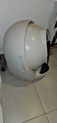 שרותי חתולים רובוטיים ''ליטר רובוט''