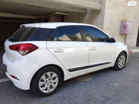 יונדאי i20 Insight אוט' 1.4 (100 כ"ס) בנזין 2015 למכירה בבאר שבע