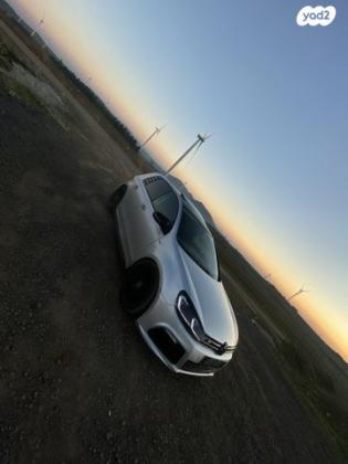 פולקסווגן גולף Highline אוט' 5 דל' 1.4 (160 כ''ס) בנזין 2009 למכירה במסעדה