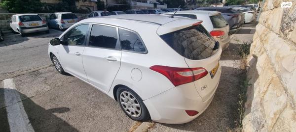 יונדאי i30 Inspire סטיישן אוט' 1.6 (135 כ"ס) בנזין 2013 למכירה בירושלים