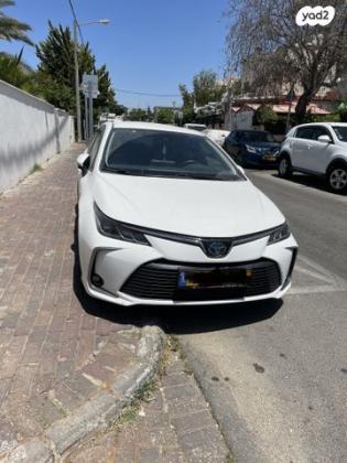 טויוטה קורולה הייבריד Sense סדאן אוט' 1.8 (98 כ''ס) בנזין 2020 למכירה בחולון