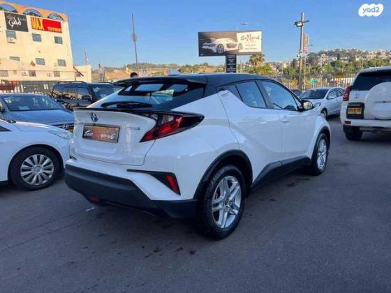 טויוטה C-HR Flow הייבריד אוט' 1.8 (98 כ"ס) בנזין 2023 למכירה במעיליא