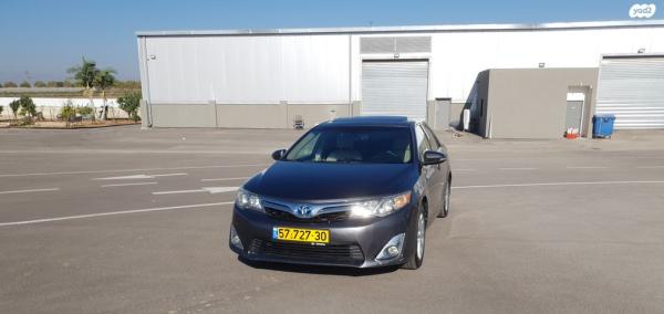 טויוטה קאמרי XLE הייבריד אוט' 2.5 (158 כ"ס) בנזין 2014 למכירה בקרית גת