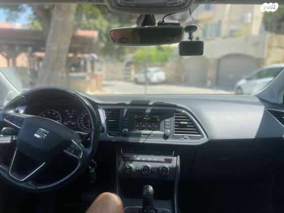 סיאט לאון Style FL אוט' 5 דל' 1.0 (115 כ"ס) בנזין 2018 למכירה בבת ים