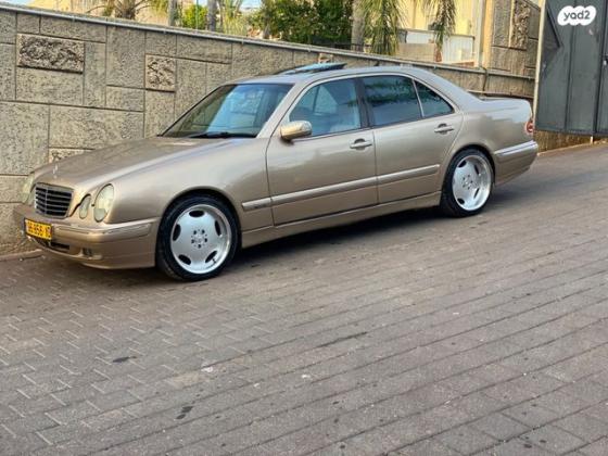 מרצדס E-Class E320 Luxury אוט' 3.2 (224 כ''ס) בנזין 2001 למכירה בבת חפר