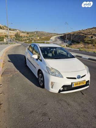 טויוטה פריוס GLI הייבריד אוט' 1.8 (99 כ"ס) בנזין 2014 למכירה במודיעין מכבים רעות