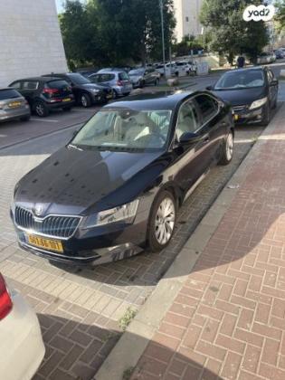 סקודה סופרב (עד 2019) Style אוט' 1.8 (180 כ''ס) בנזין 2018 למכירה בבית חשמונאי