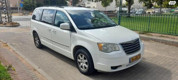 קרייזלר גראנד וויאג'ר Touring LS אוט' 7 מק' 3.8 (193 כ''ס) בנזין 2010 למכירה בבאר יעקב