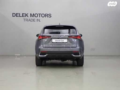 לקסוס NX NX300H Luxury הייבריד אוט' 2.5 (155 כ''ס) בנזין 2018 למכירה בתל אביב יפו