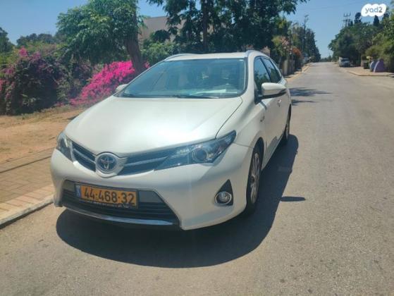 טויוטה אוריס הייבריד TS סטיישן הייבריד אוט' 1.8 (99 כ"ס) בנזין 2015 למכירה בפרדס חנה כרכור