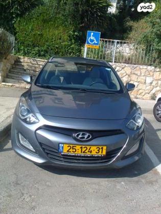 יונדאי i30CW Inspire סטיישן ידני 1.4 (100 כ''ס) [2013-2015] בנזין 2014 למכירה בירושלים