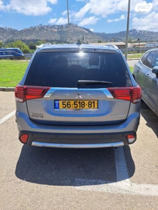 מיצובישי אאוטלנדר Premium אוט' 7 מק' 2.0 (150 כ''ס) בנזין 2017 למכירה בחיפה