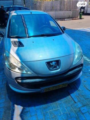 פיג'ו 206 + Urban ידני 5 דל' 1.4 (73 כ''ס) בנזין 2011 למכירה ברמלה