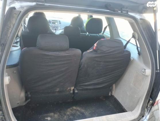 מיצובישי גרנדיס Executive אוט' 2.4 (165 כ"ס) בנזין 2010 למכירה במורן