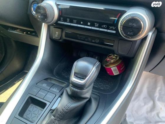 טויוטה RAV4 הייבריד E-xperience הייבריד 5 דל' אוט' 2.5 (178 כ''ס) בנזין 2021 למכירה במגדל
