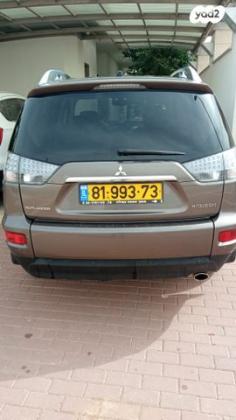 מיצובישי אאוטלנדר Instyle אוט' 5 מק' 2.0 (147 כ"ס) בנזין 2010 למכירה בעפולה