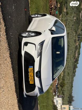 טויוטה קורולה הייבריד Sun סדאן אוט' 1.8 (98 כ''ס) בנזין 2019 למכירה בכאוכב אבו אל היגא