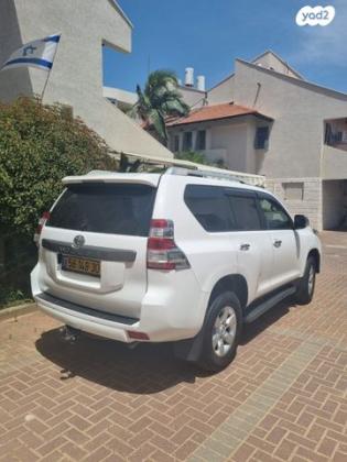 טויוטה לנד קרוזר ארוך 4X4 TS אוט' דיזל 5 מק' 3.0 (190 כ''ס) דיזל 2014 למכירה ביבנה