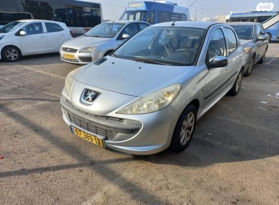 פיג'ו 206 + Urban ידני 5 דל' 1.4 (73 כ''ס) בנזין 2012 למכירה בנס ציונה