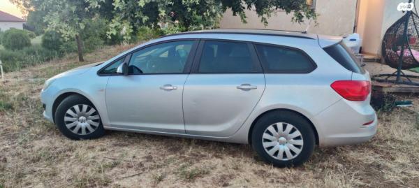 אופל אסטרה Enjoy סטיישן אוט' 1.4 (140 כ"ס) בנזין 2016 למכירה באלוני הבשן