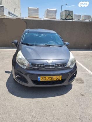 קיה ריו EX הצ'בק אוט' 1.4 (109 כ''ס) בנזין 2013 למכירה במעלה אדומים