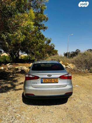 קיה פורטה LX אוט' 1.6 (130 כ''ס) בנזין 2013 למכירה בביר הדאג'