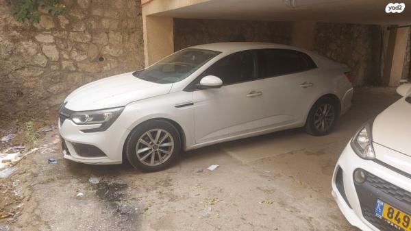 רנו מגאן גראנד קופה Zen Limited אוט' דיזל 1.5 (110 כ"ס) דיזל 2017 למכירה בבני ברק