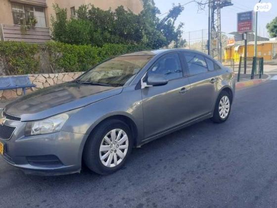 שברולט קרוז LS סדאן אוט' 1.6 (124 כ"ס) בנזין 2011 למכירה בפתח תקווה