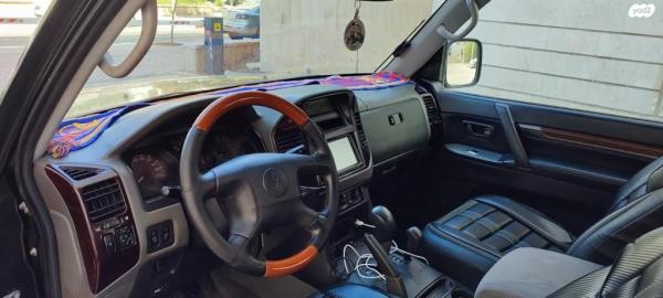 מיצובישי פג'רו קצר 4X4 GLS אוט' דיזל 5 מק' 3.2 (160 כ''ס) דיזל 2001 למכירה בתל אביב יפו